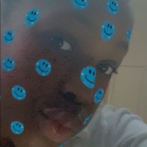 Meet your Posher, Maya